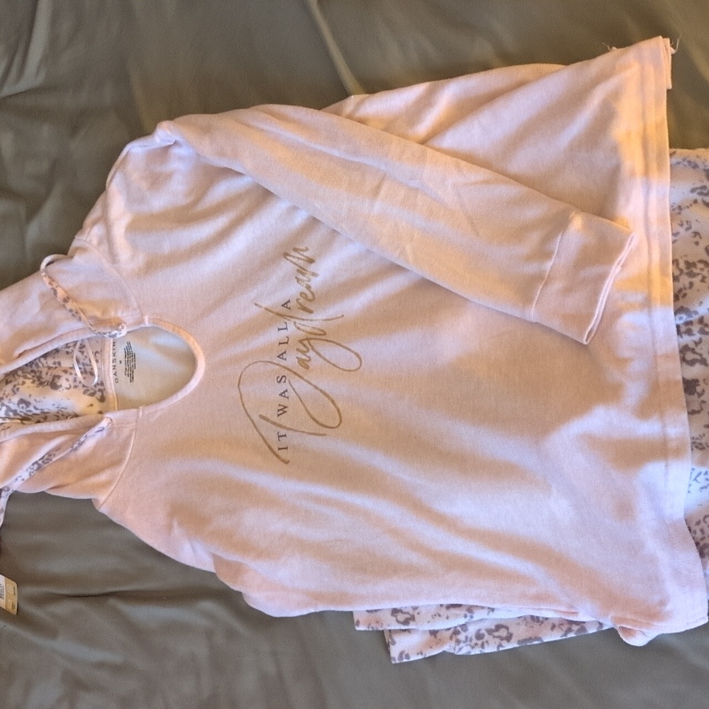 PJs - Picture 2 of 3